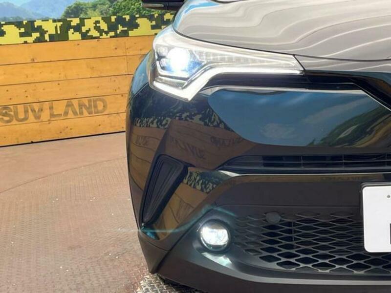 C-HR-11