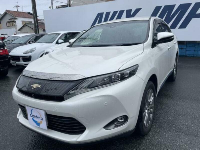 TOYOTA HARRIER