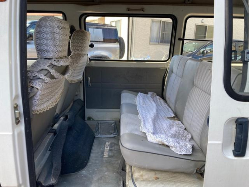 MINICAB VAN