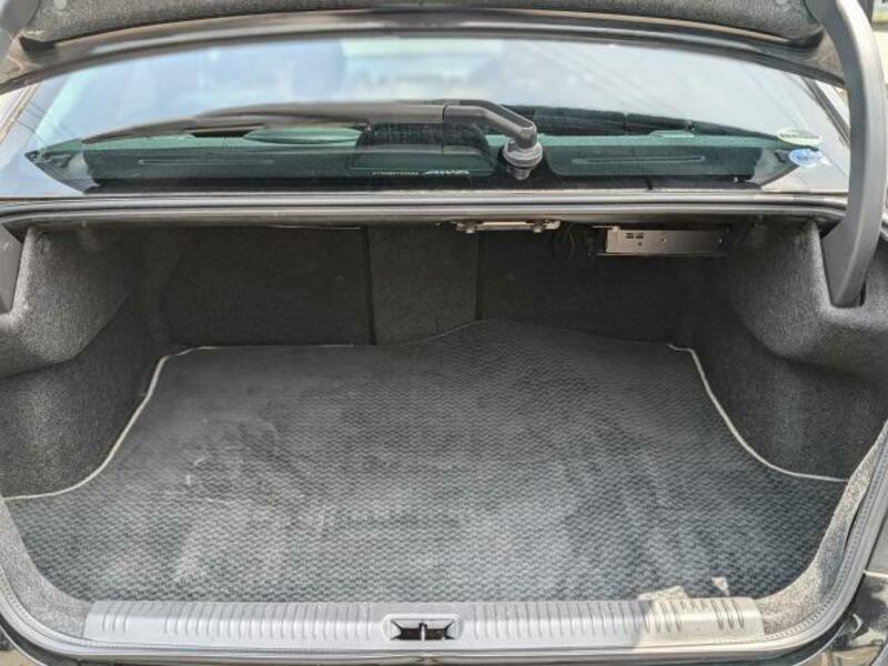 LEGACY B4