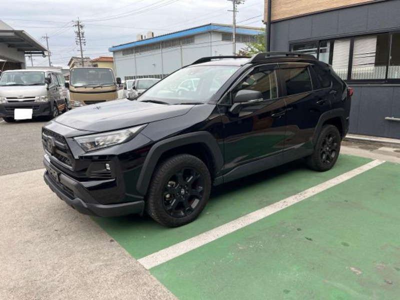 RAV4