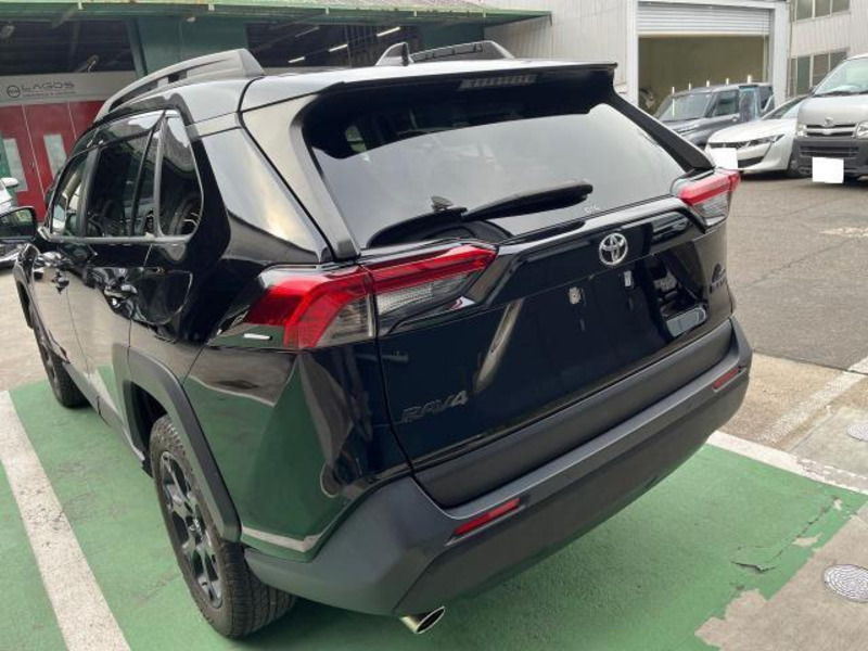 RAV4