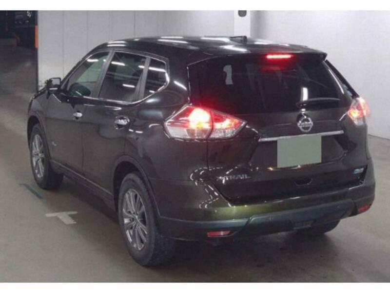 X-TRAIL-3