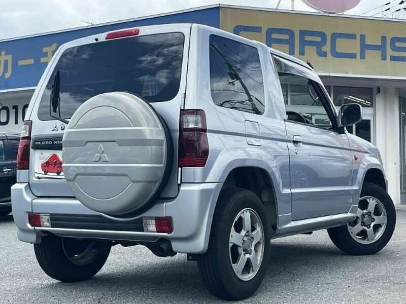 PAJERO MINI
