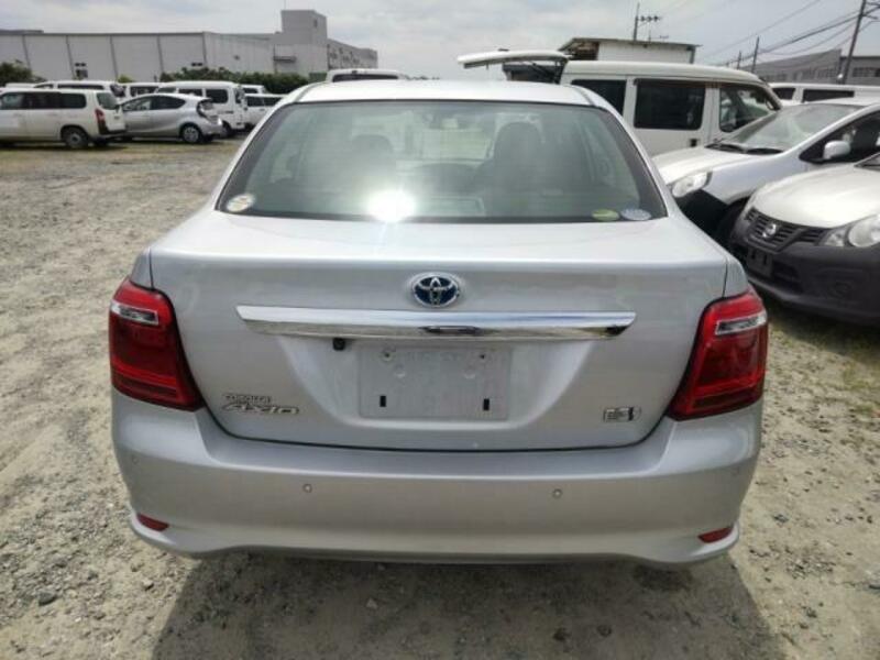 COROLLA AXIO-4