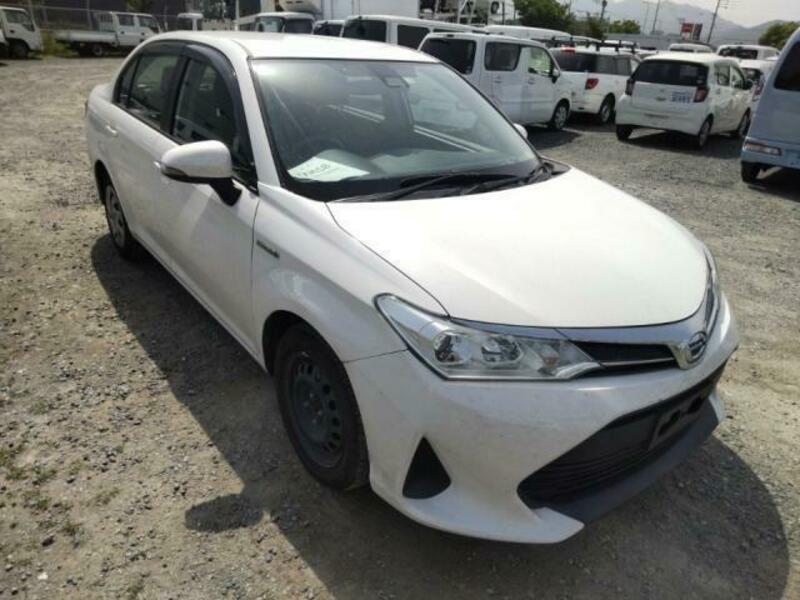 COROLLA AXIO