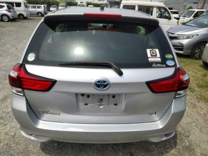 COROLLA FIELDER