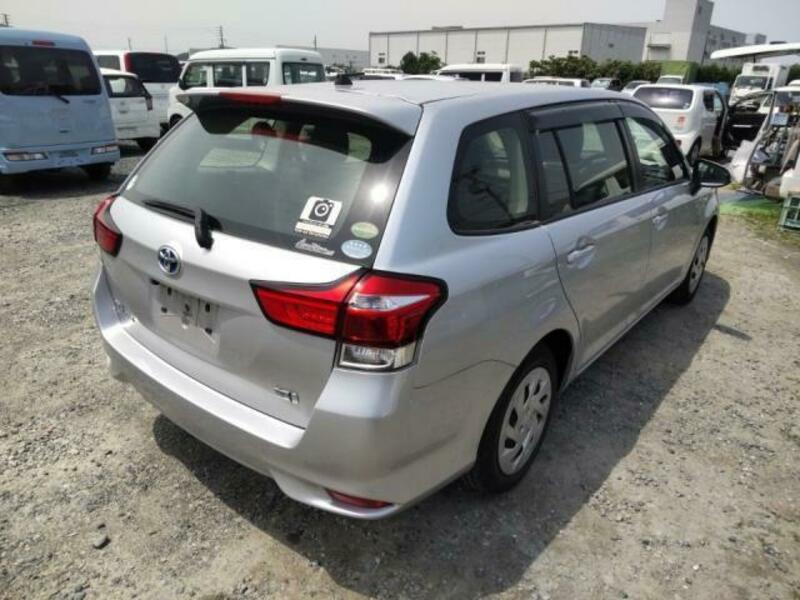 COROLLA FIELDER