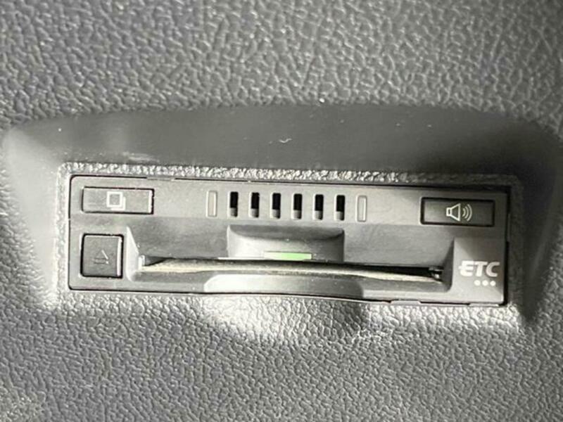 PRIUS-7