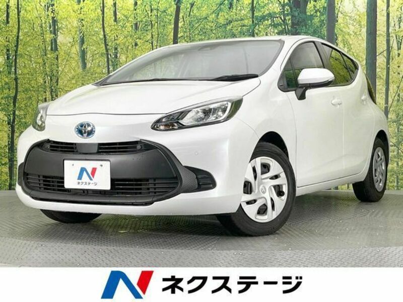 TOYOTA　AQUA