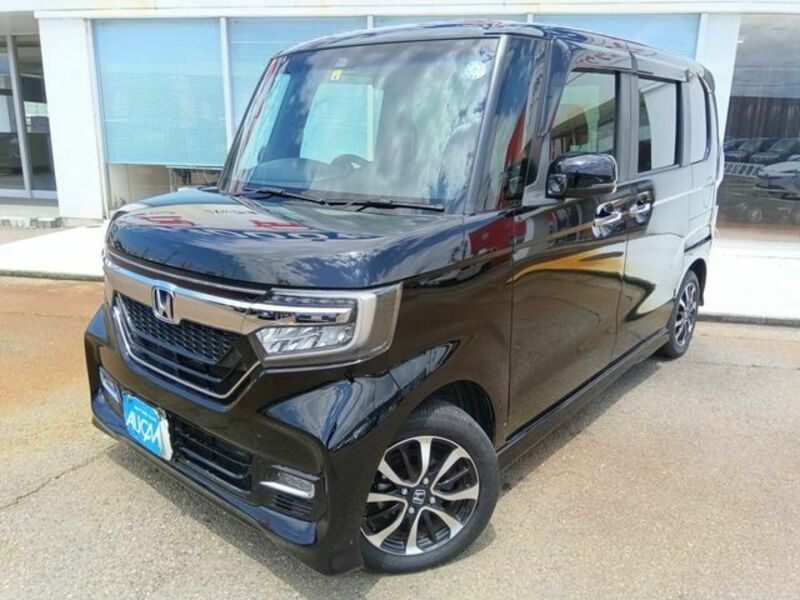HONDA N BOX CUSTOM