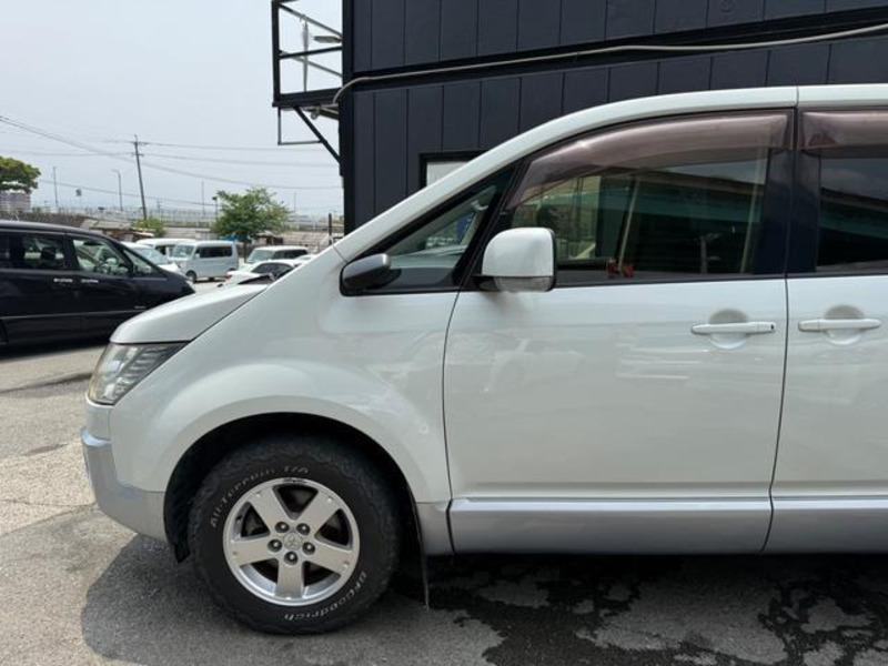 DELICA D5