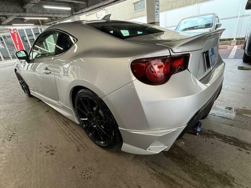 86