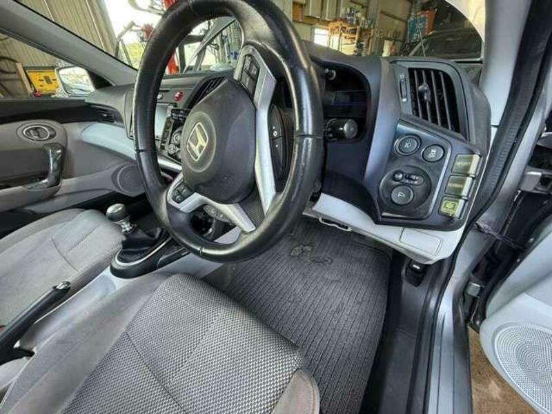 CR-Z