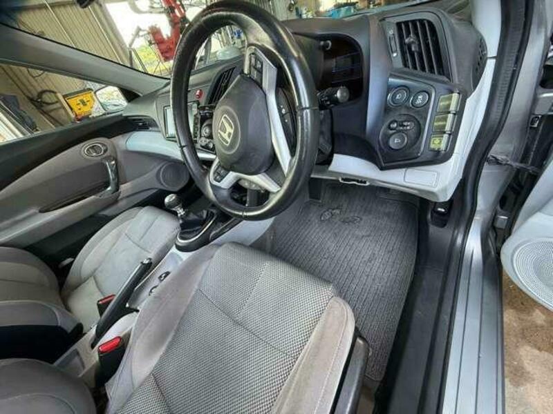 CR-Z