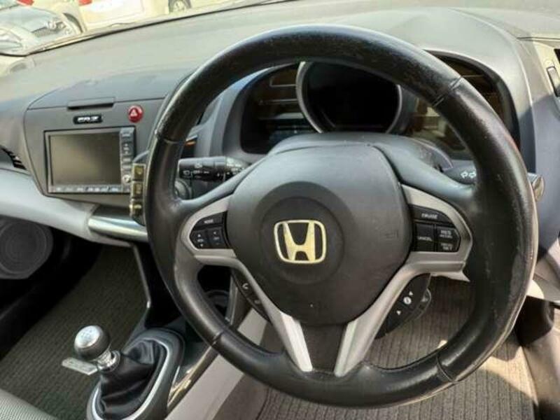 CR-Z
