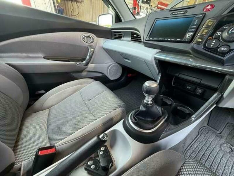 CR-Z-14