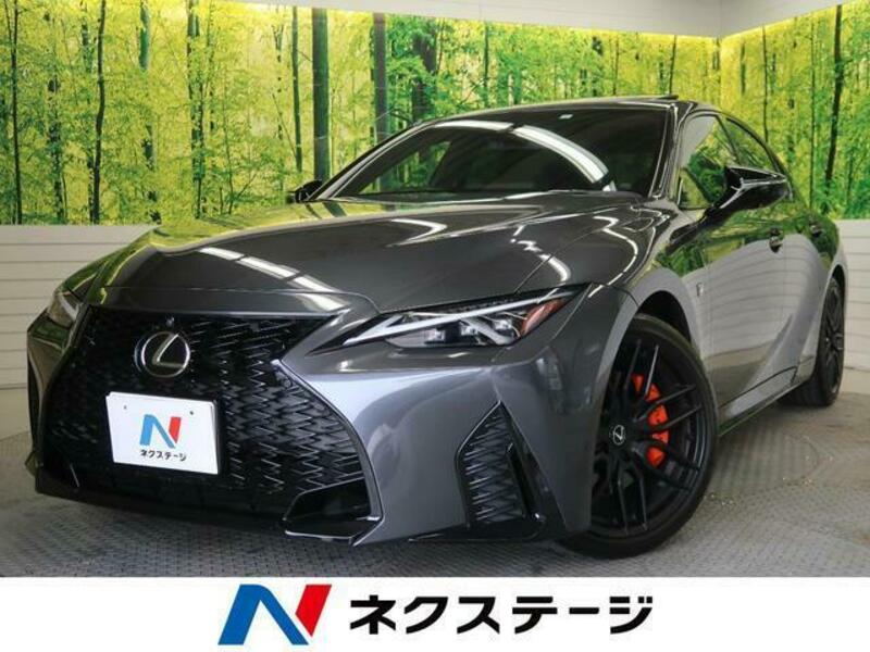 LEXUS IS