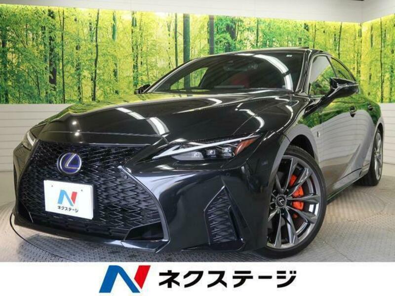 LEXUS IS