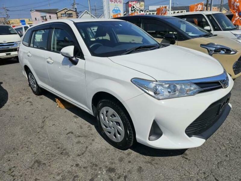 TOYOTA　COROLLA FIELDER