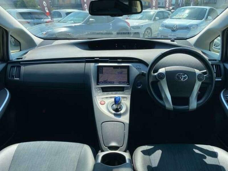 PRIUS-1