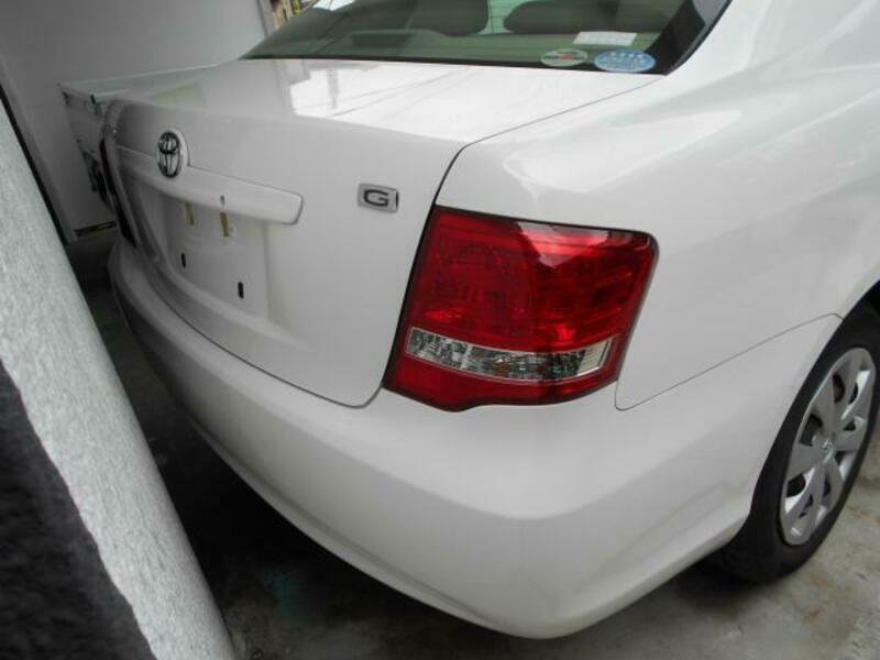 COROLLA AXIO