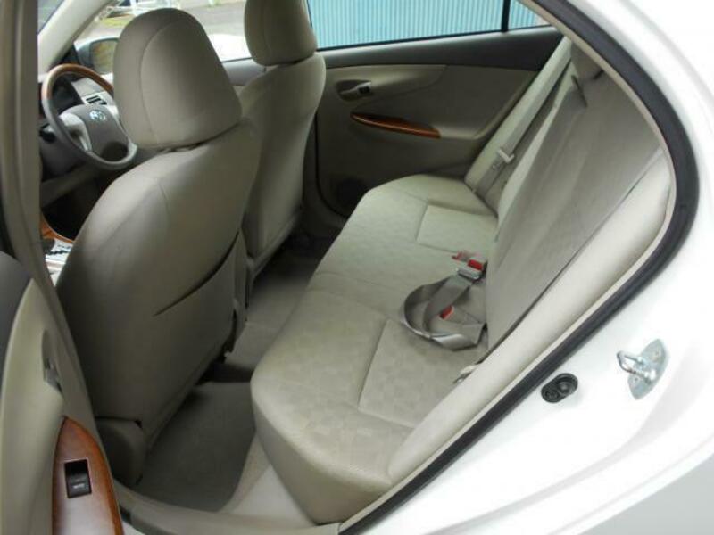 COROLLA AXIO
