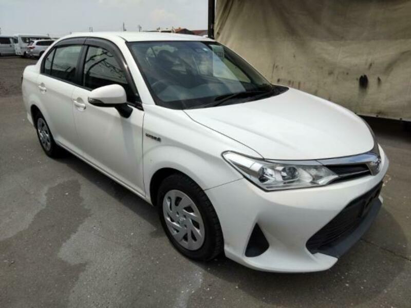 COROLLA AXIO