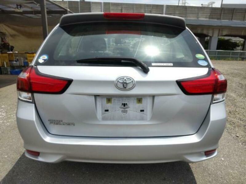 COROLLA FIELDER