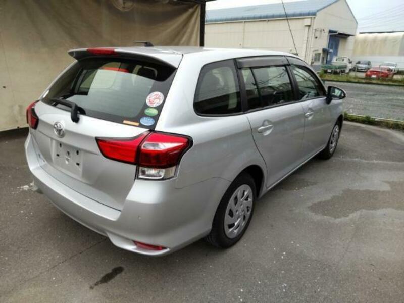 COROLLA FIELDER