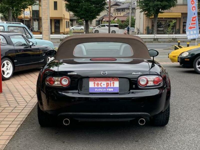 ROADSTER