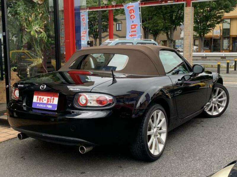 ROADSTER
