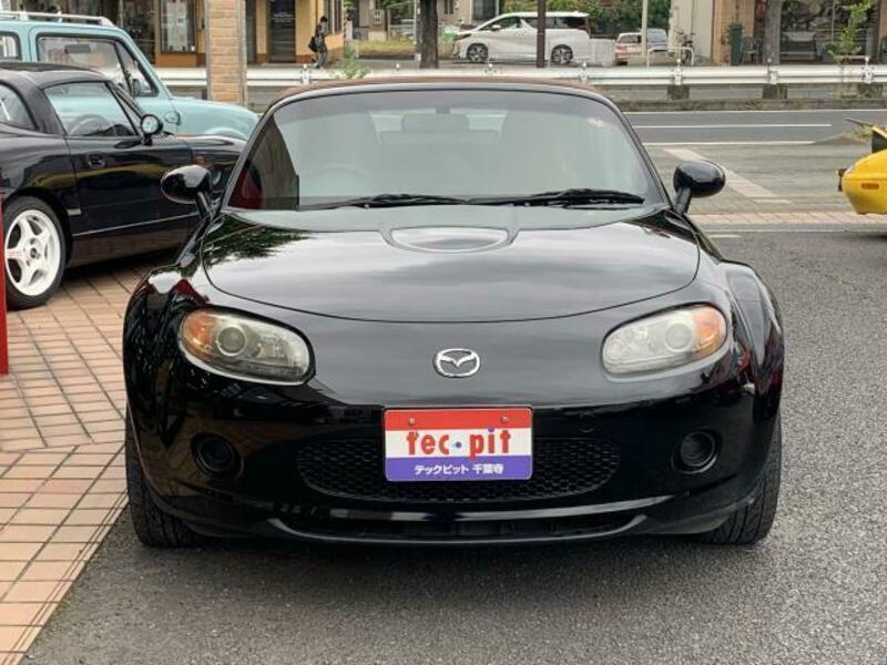 ROADSTER