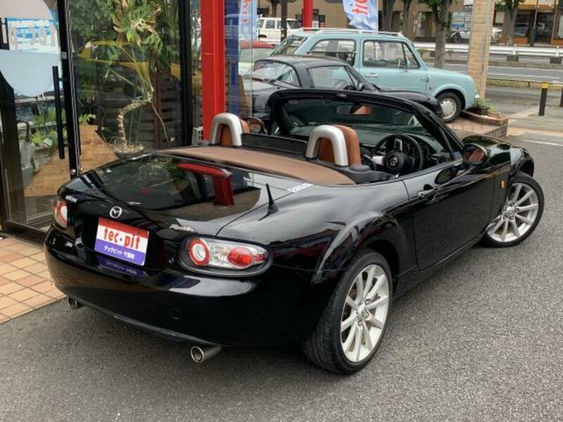 ROADSTER
