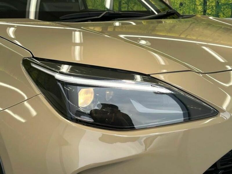YARIS CROSS