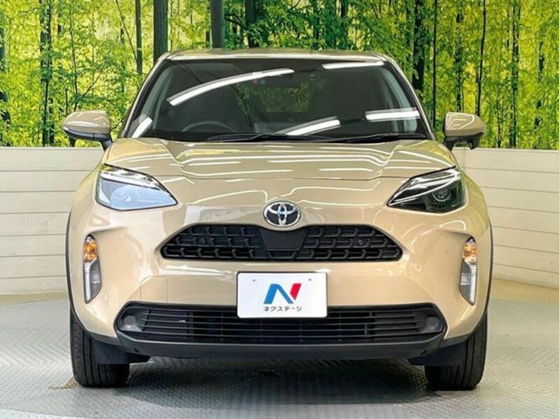 YARIS CROSS