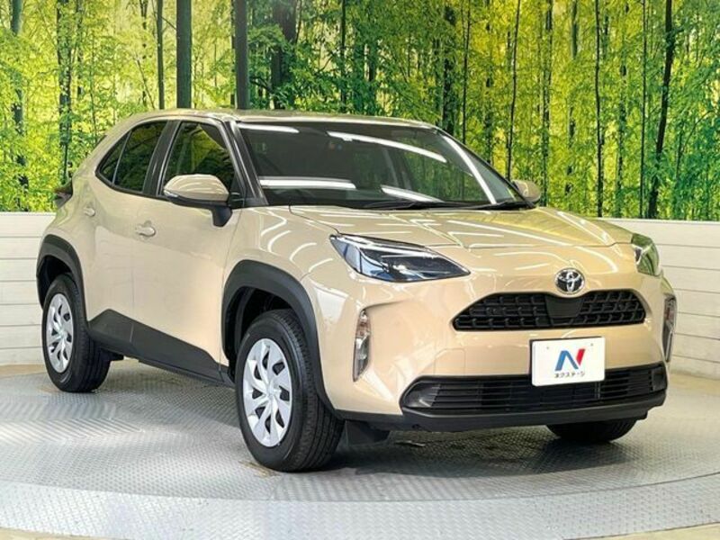 YARIS CROSS