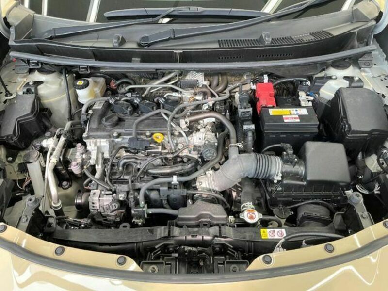 YARIS CROSS