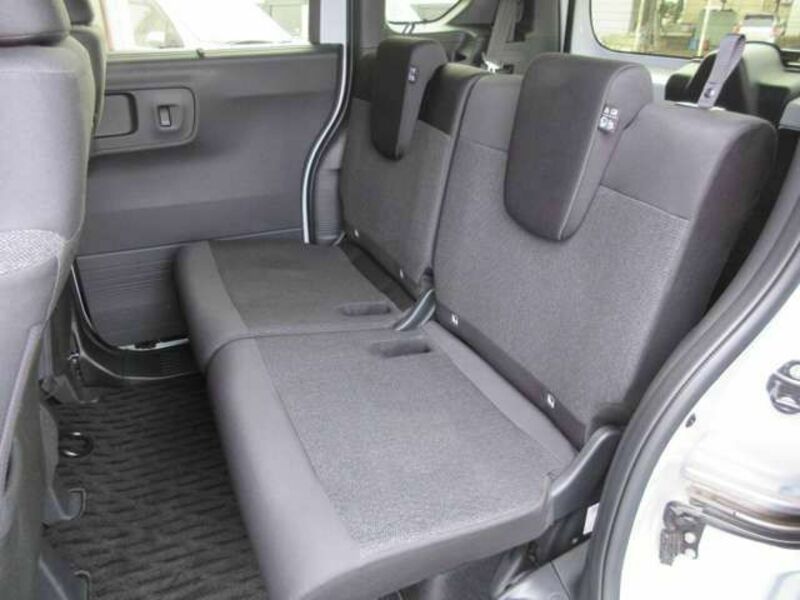 N BOX CUSTOM-15