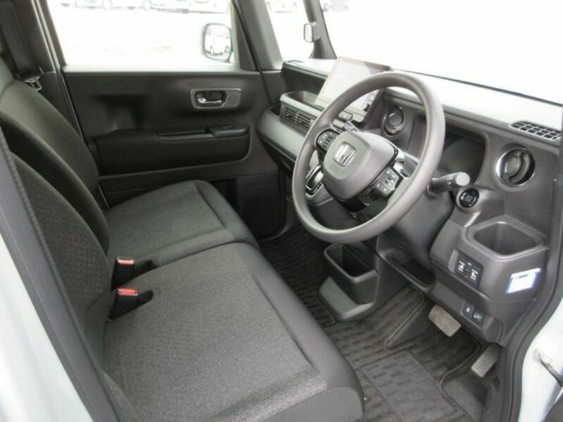 N BOX CUSTOM-18