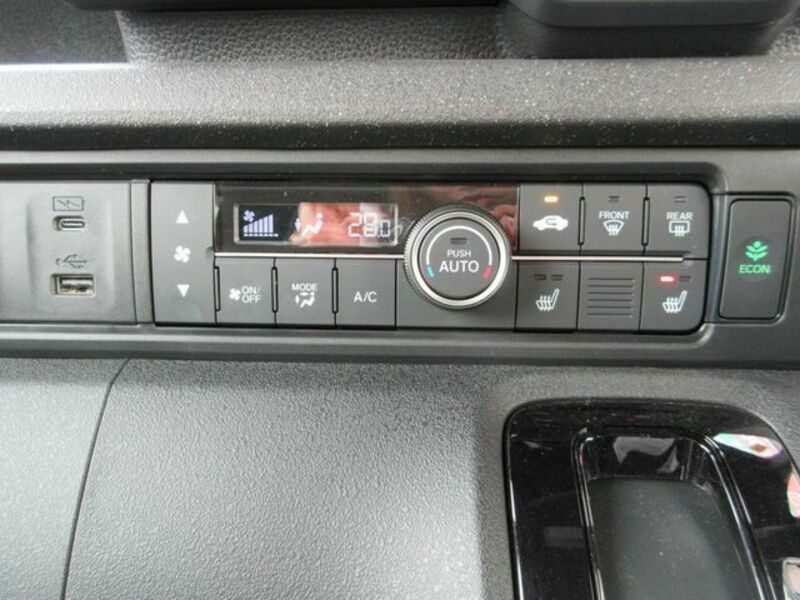 N BOX CUSTOM-22