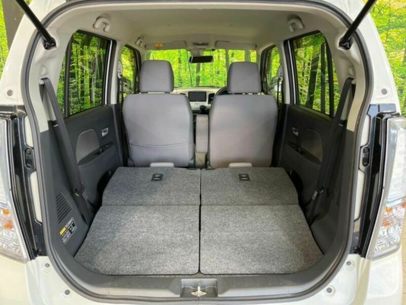 WAGON R-9