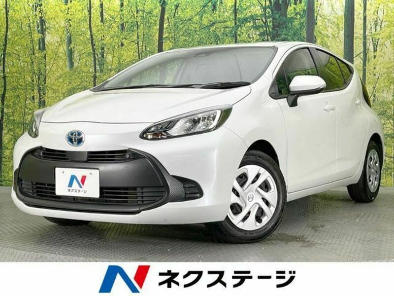 TOYOTA　AQUA