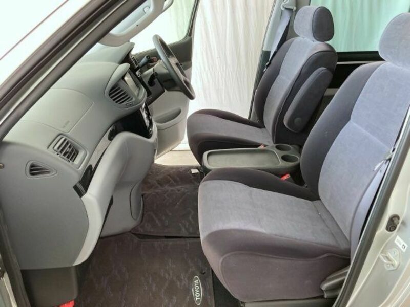 TOURING HIACE-3