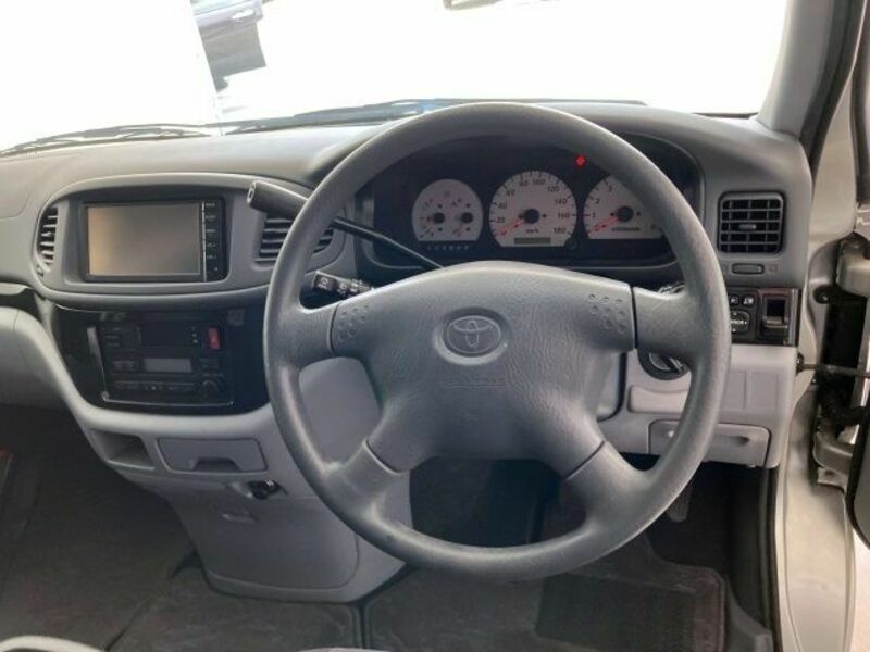 TOURING HIACE-14