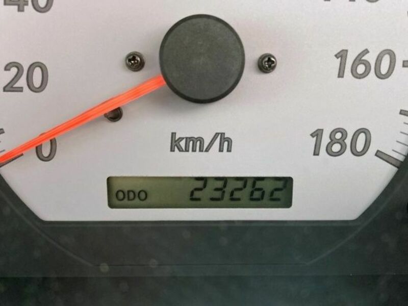 TOURING HIACE-26