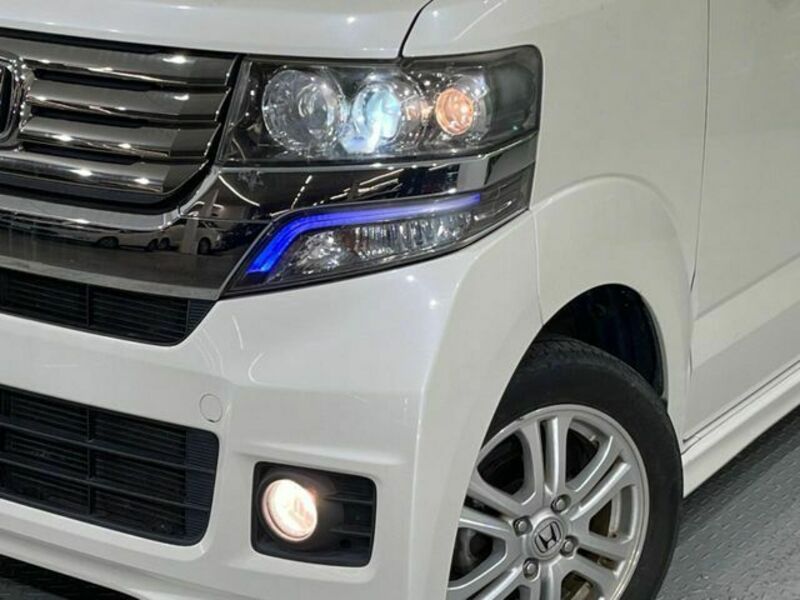 N BOX CUSTOM-12