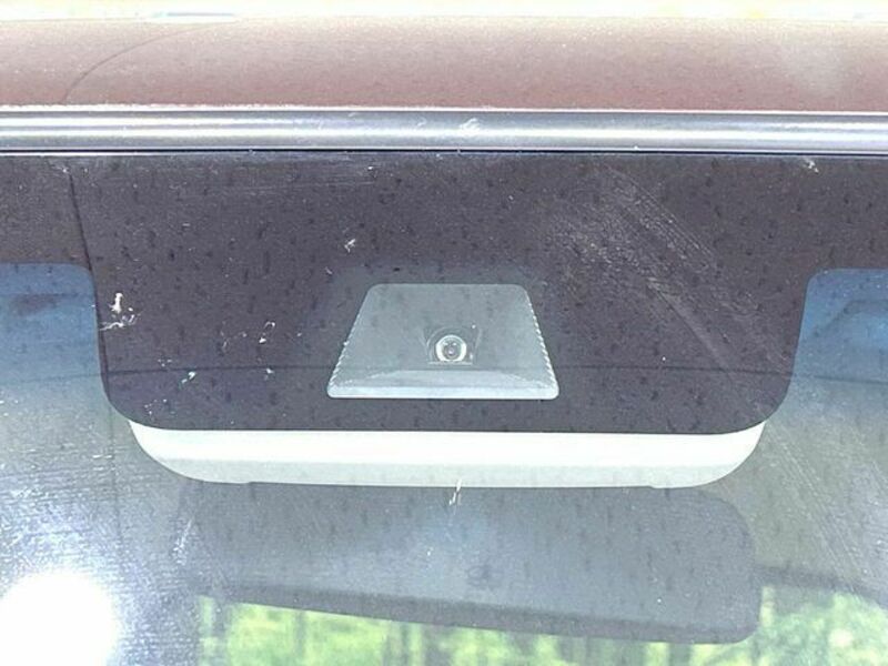 N BOX