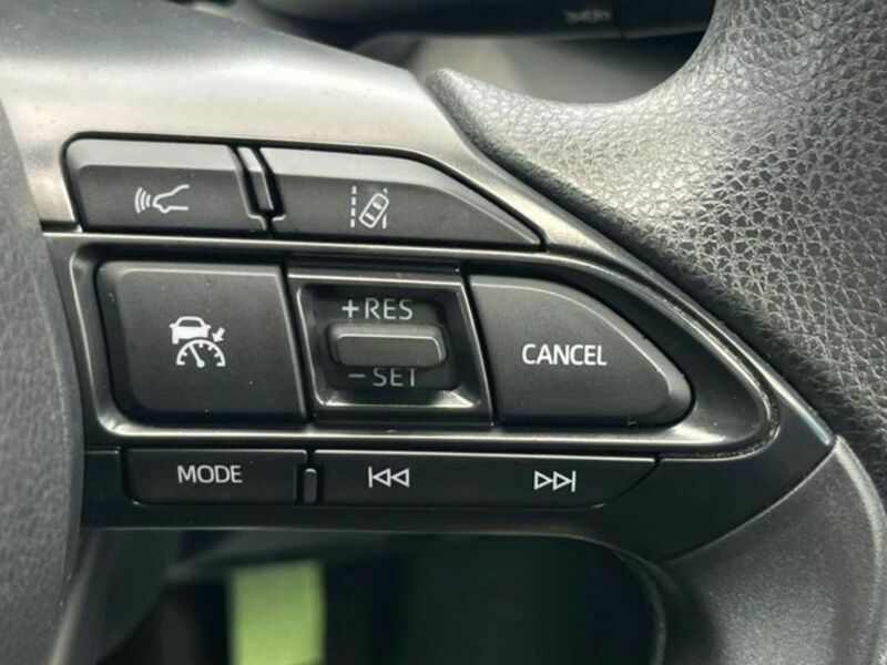 YARIS-6
