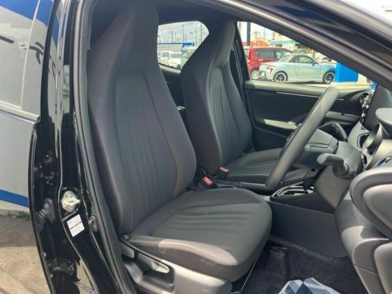YARIS-9